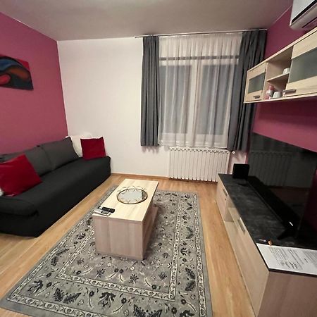 Corvin Pearl Deluxe Apartment Budapest Exterior photo
